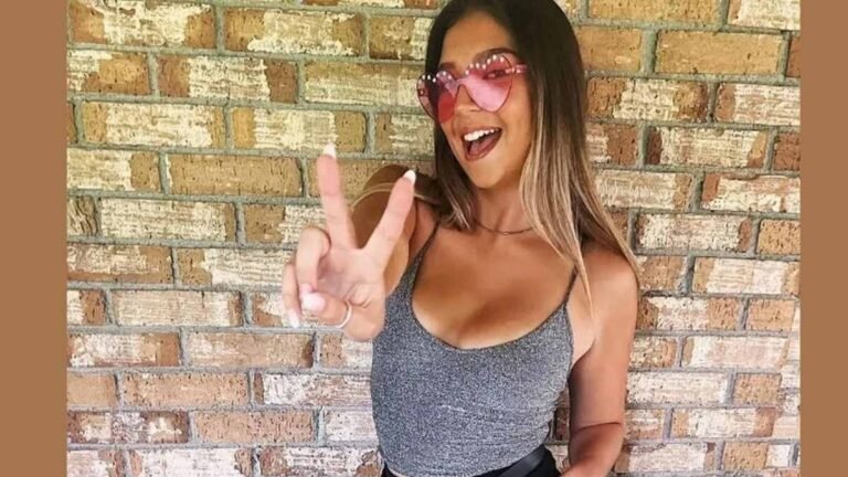 Jamie lee komoroski